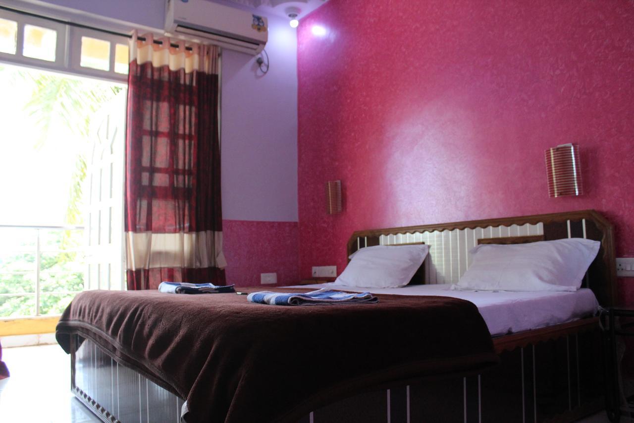 Hotel Natasha Panadží Exteriér fotografie